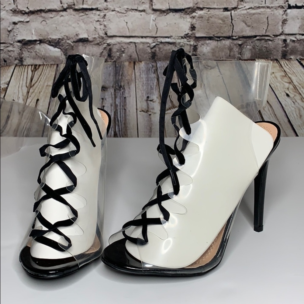 Chase + Chloe Gigi clear heels black velvet laces size 9 NWT